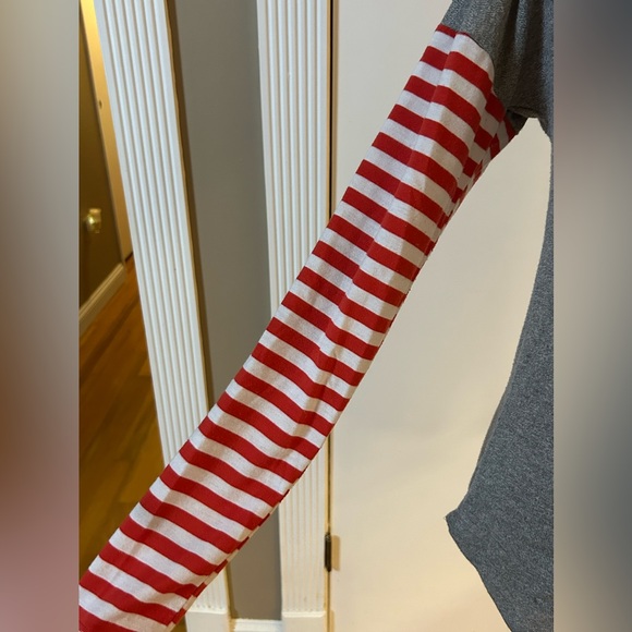 Wishing You A Very Magical Season Women's Jingle All The Way T-Shirt Size Small - Picture 3 of 5